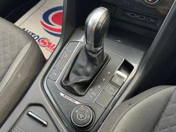 VOLKSWAGEN TIGUAN 1.4 TSI SE Navigation SUV 5dr Petrol DSG 4Motion Euro 6 (s/s) (1