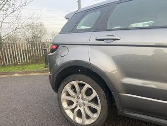 LAND ROVER RANGE ROVER EVOQUE 2.0 TD4 HSE Dynamic SUV 5dr Diesel Auto 4WD Euro 6 (s/s) (180 ps