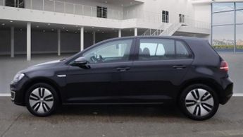 VOLKSWAGEN E-GOLF e-Golf Hatchback 5dr Electric Auto (115 ps)