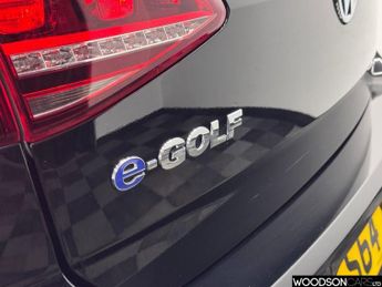 VOLKSWAGEN E-GOLF e-Golf Hatchback 5dr Electric Auto (115 ps)