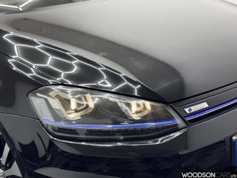 VOLKSWAGEN E-GOLF e-Golf Hatchback 5dr Electric Auto (115 ps)