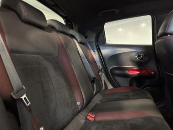 NISSAN JUKE 1.6 N-Connecta SUV 5dr Petrol XTRON Euro 6 (117 ps)