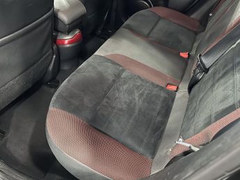 NISSAN JUKE 1.6 N-Connecta SUV 5dr Petrol XTRON Euro 6 (117 ps)