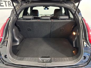 NISSAN JUKE 1.6 N-Connecta SUV 5dr Petrol XTRON Euro 6 (117 ps)