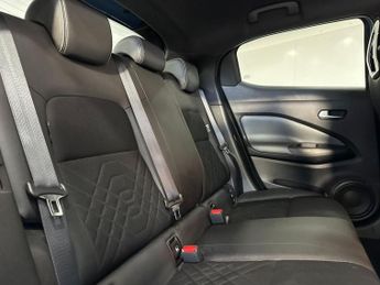 NISSAN JUKE 1.0 DIG-T Tekna SUV 5dr Petrol DCT Auto Euro 6 (s/s) (117 ps)