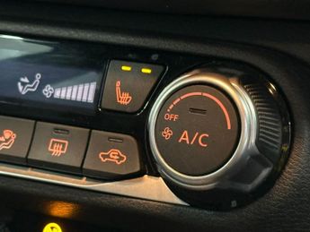 NISSAN JUKE 1.0 DIG-T Tekna SUV 5dr Petrol DCT Auto Euro 6 (s/s) (117 ps)