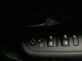 VAUXHALL MOKKA ELECTRIC 50kWh Ultimate SUV 5dr Electric Auto (136 ps)