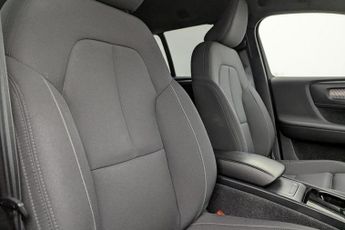 VOLVO XC40 Recharge Twin 78kWh SUV 5dr Electric Auto AWD (408 ps)