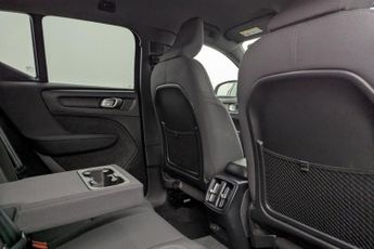 VOLVO XC40 Recharge Twin 78kWh SUV 5dr Electric Auto AWD (408 ps)