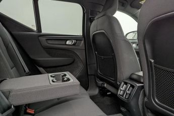 VOLVO XC40 Recharge Twin 78kWh SUV 5dr Electric Auto AWD (408 ps)