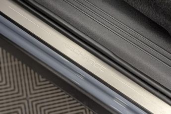 VOLVO XC40 Recharge Twin 78kWh SUV 5dr Electric Auto AWD (408 ps)