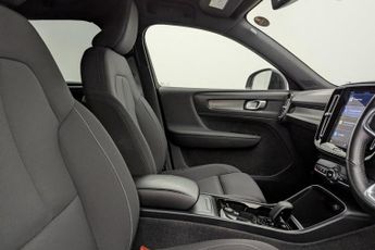 VOLVO XC40 Recharge Twin 78kWh SUV 5dr Electric Auto AWD (408 ps)