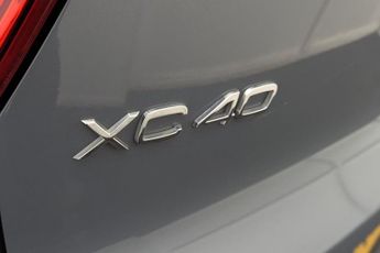 VOLVO XC40 Recharge Twin 78kWh SUV 5dr Electric Auto AWD (408 ps)