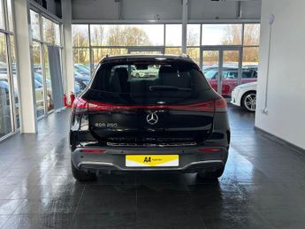 MERCEDES-BENZ EQA EQA 250 66.5kWh AMG Line (Premium) SUV 5dr Electric Auto (190 ps