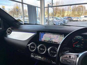 MERCEDES-BENZ EQA EQA 250 66.5kWh AMG Line (Premium) SUV 5dr Electric Auto (190 ps