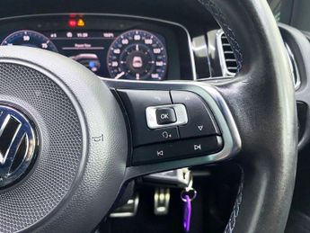 VOLKSWAGEN GOLF 1.4 TSI 8.7kWh GTE Advance Hatchback 5dr Petrol Plug-in Hybrid D