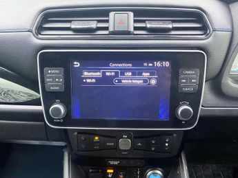 NISSAN LEAF 39kWh N-Connecta Hatchback 5dr Electric Auto (150 ps)