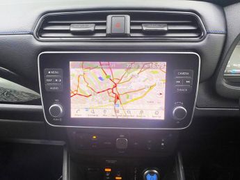 NISSAN LEAF 39kWh N-Connecta Hatchback 5dr Electric Auto (150 ps)