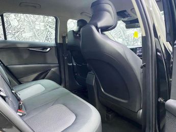 KIA NIRO 1.6h GDi 2 SUV 5dr Petrol Hybrid DCT Euro 6 (s/s) (139 bhp)