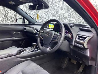 LEXUS UX 2.0 250h SUV 5dr Petrol Hybrid E-CVT Euro 6 (s/s) (184 ps)