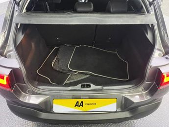 CITROEN C4 CACTUS 1.2 PureTech Flair Hatchback 5dr Petrol EAT6 Euro 6 (s/s) (130 p