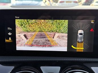 MERCEDES-BENZ A-CLASS 1.3 A200 AMG Line (Premium) Hatchback 5dr Auto