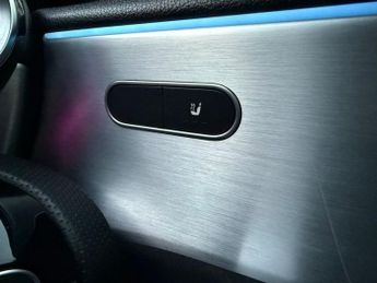 MERCEDES-BENZ A-CLASS 1.3 A200 AMG Line (Premium) Hatchback 5dr Auto