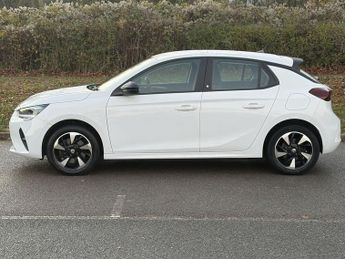 VAUXHALL Corsa Electric 50kWh SE Nav Hatchback 5dr Electric Auto (7.4Kw Charger) (136 ps