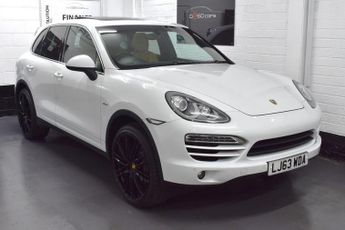 Porsche Cayenne 3.0 TD V6 (240) PAN ROOF TIPTRONIC AUTO 5DR 4WD SUV AUTOMATIC