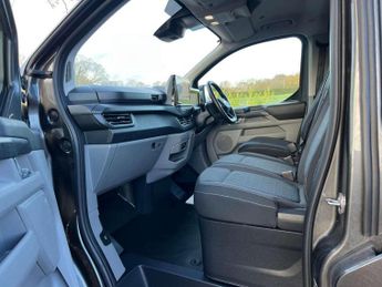 FORD TRANSIT CUSTOM Transit Custom 320 Limited EV 5dr