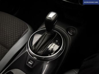 NISSAN JUKE 1.0 DIG-T N-Connecta SUV 5dr Petrol DCT Auto Euro 6 (s/s) (114 p