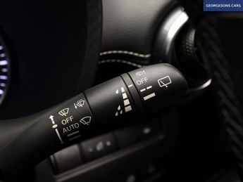 NISSAN JUKE 1.0 DIG-T N-Connecta SUV 5dr Petrol DCT Auto Euro 6 (s/s) (114 p