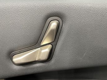 BMW IX 40 76.6kWh Sport SUV 5dr Electric Auto xDrive (326 ps)