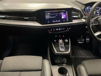 AUDI Q4 E-TRON 40 S line SUV 5dr Electric Auto 82kWh (204 ps)