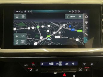 AUDI Q4 E-TRON 40 S line SUV 5dr Electric Auto 82kWh (204 ps)