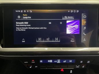 AUDI Q4 E-TRON 40 S line SUV 5dr Electric Auto 82kWh (204 ps)