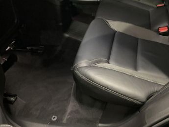 VOLVO XC60 2.0h T6 Recharge 11.6kWh R-Design SUV 5dr Petrol Plug-in Hybrid 