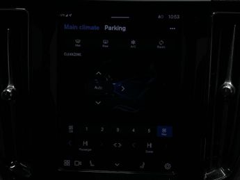 VOLVO XC60 2.0h T6 Recharge 11.6kWh R-Design SUV 5dr Petrol Plug-in Hybrid 