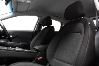 HYUNDAI KONA 39kWh SE Connect SUV 5dr Electric Auto (10.5kW Charger) (136 ps)