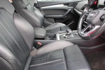 AUDI Q5 2.0 TDI 40 Sport SUV 5dr Diesel S Tronic quattro Euro 6 (s/s) (1