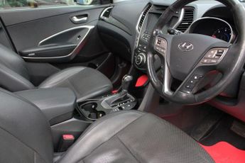 HYUNDAI SANTA FE 2.2 CRDi Premium SE SUV 5dr Diesel Auto 4WD Euro 5 (7 seat) (194
