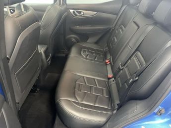 NISSAN QASHQAI 1.5 dCi Tekna+ SUV 5dr Diesel Manual Euro 6 (s/s) (115 ps) - AA 