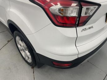 FORD KUGA 2.0 TDCi Titanium SUV 5dr Diesel Manual AWD Euro 6 (s/s) (180 ps