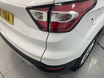 FORD KUGA 2.0 TDCi Titanium SUV 5dr Diesel Manual AWD Euro 6 (s/s) (180 ps