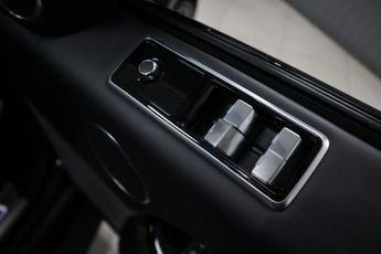 LAND ROVER RANGE ROVER SPORT 3.0 SD V6 Autobiography Dynamic SUV 5dr Diesel Auto 4WD Euro 6 (