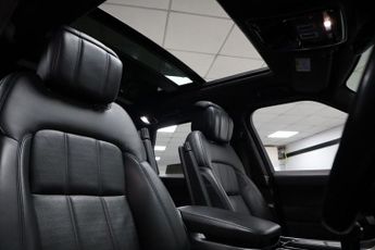 LAND ROVER RANGE ROVER SPORT 3.0 SD V6 Autobiography Dynamic SUV 5dr Diesel Auto 4WD Euro 6 (