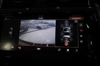 LAND ROVER DISCOVERY 3.0 SD V6 HSE SUV 5dr Diesel Auto 4WD Euro 6 (s/s) (306 ps)
