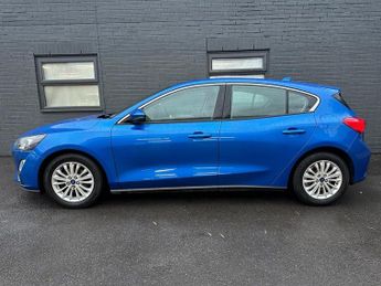 FORD FOCUS 1.0T EcoBoost Titanium Hatchback 5dr Petrol Auto Euro 6 (s/s) (1