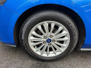 FORD FOCUS 1.0T EcoBoost Titanium Hatchback 5dr Petrol Auto Euro 6 (s/s) (1