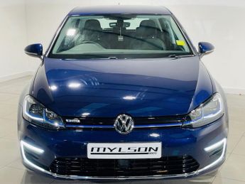 VOLKSWAGEN E-GOLF 35.8kWh e-Golf Hatchback 5dr Electric Auto (136 ps)
